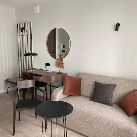 Wav E225 مينززدرويه