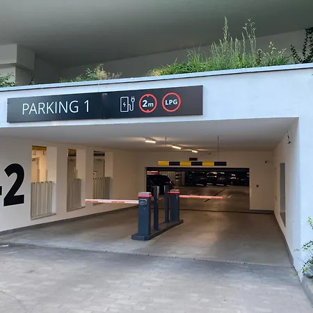 アパート Wav E225 ミエンジズドロイェ