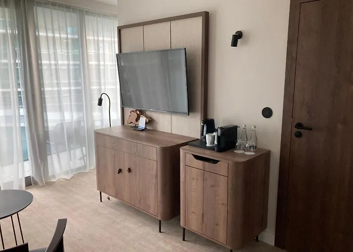 Wav E225 * 미엥지즈드로예